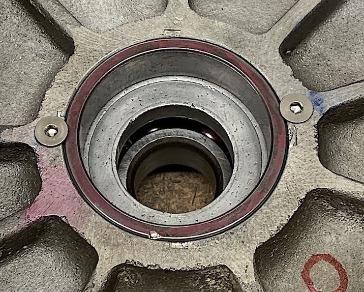 main bearing locking.JPG